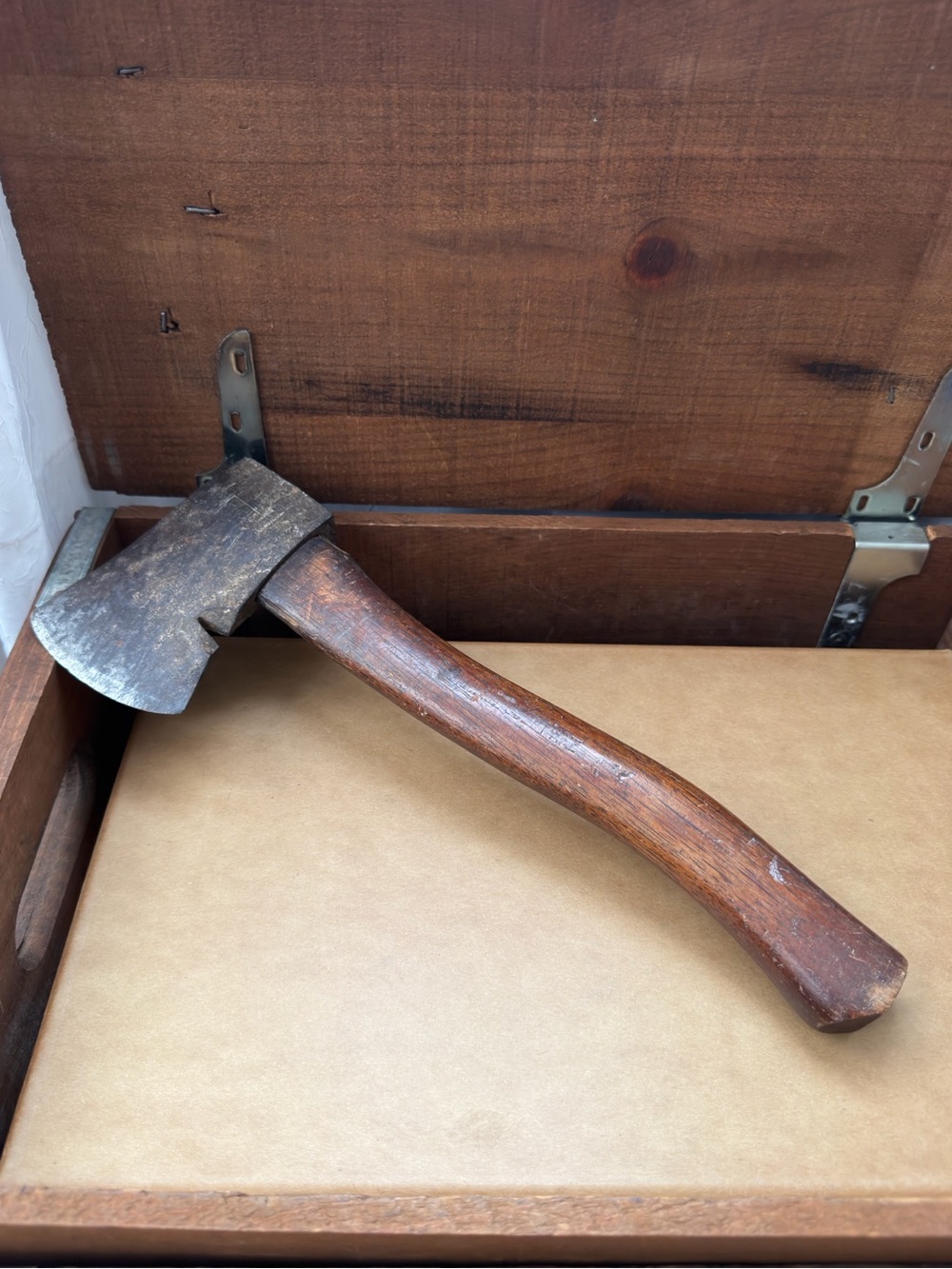 Vintage 1934-1937 Plumb Official Scout Axe screw wedge